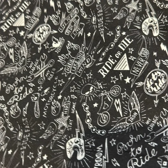 NWT Brooke Peyton bamboo blanket - Picture 2 of 3